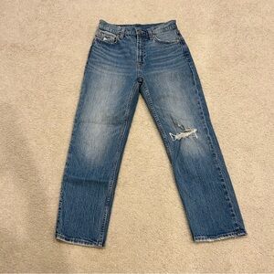 NWOT GAP Light Blue Cheeky Straight Jeans 26/2p